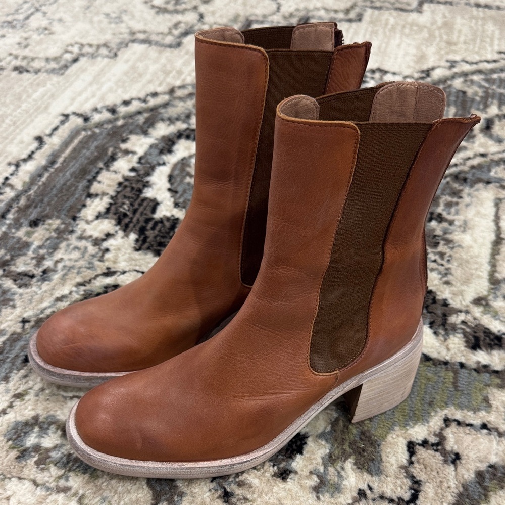Free People Brown Chelsea Boots with Chunky Sole